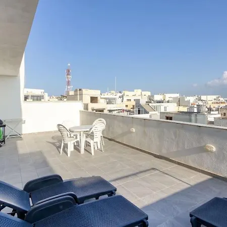 2 Bdr Large Terrace & Bbq Area Mellieha